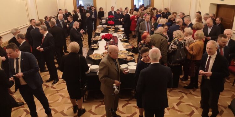 Tarnobrzeg. Wszyscy wszystkim ślą życzenia