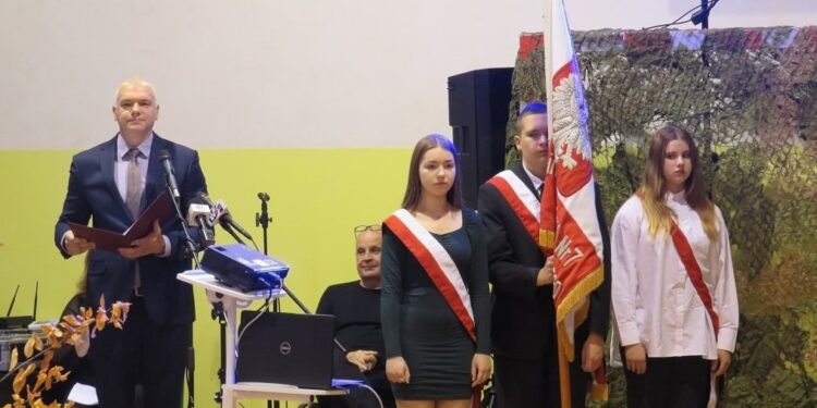 Tarnobrzeg. 150 lat ma Szkoła Podstawowa numer 7 na osiedlu Mokrzyszów.