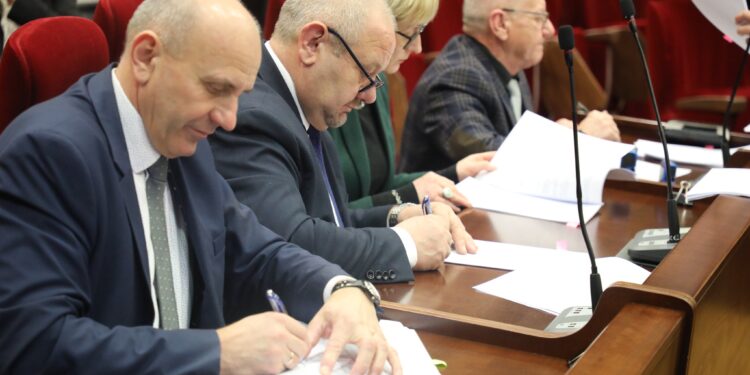 Region: Inwestycje związane z budową i modernizacją sieci wodociągowych