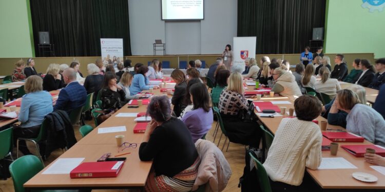 Mielec: Szkolenia i doradztwo dla kadr poradnictwa psychologiczno – pedagogicznego