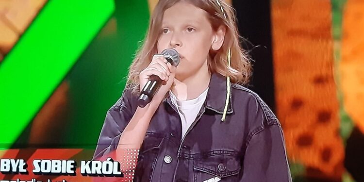 Tarnobrzeg.  Aleksander Szwarnowiecki w kolejnym etapie The Voice Kids.