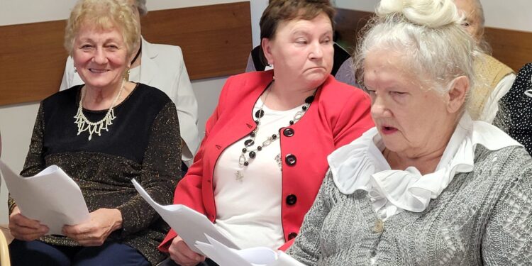 Dwikozy: Otwarto uroczyście Dom Dziennego Pobytu Senior Plus.