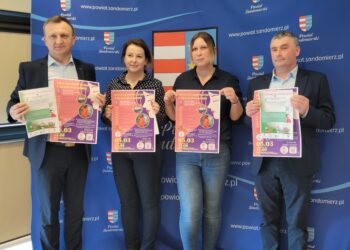 Sandomierz: Powiatowe obchody Dnia Kobiet pod znakiem pomocy dla Aldony Świątek.