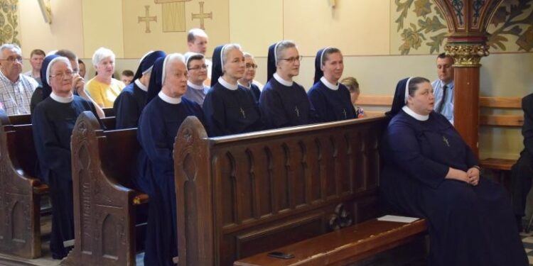 Przecław: Co dalej z budynkiem zakonnym