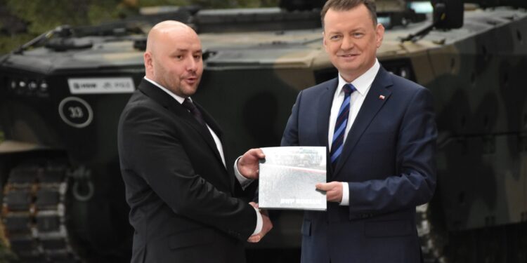 Stalowa Wola: Huta Stalowa Wola wyprodukuje dla polskiego wojska ponad 1000 Borsuków