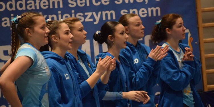 Mielec: Mecze ćwierćfinałowe  w piłce siatkowej…