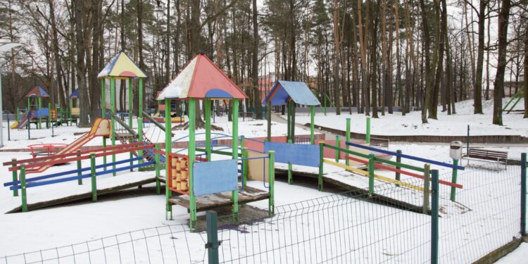 Baranów Sandomierski. Rzeźby Jana Puka z Trześni na wystawie w zamku