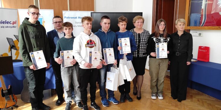 Mielec: Jubileuszowy Konkurs Wiedzy Technicznej