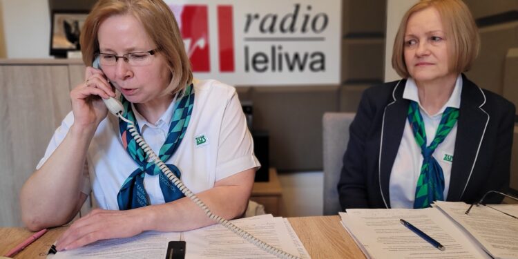 Sandomierz: Dyżur telefoniczny pracowników ZUS 12 00 – 13 30.