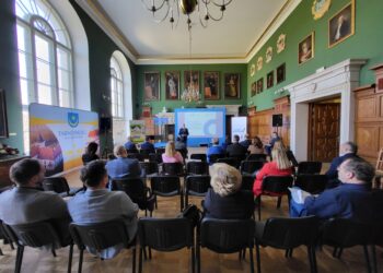 Tarnobrzeg. W zamku „Krótko o biznesie”