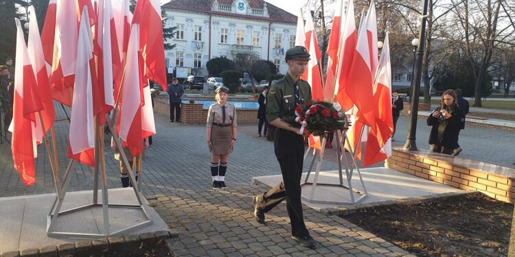 Tarnobrzeg. Złożyli hołd tym, którzy trwali przy nadziei.