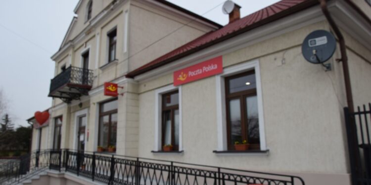 Zawichost: Urząd pocztowy ma nową siedzibę.