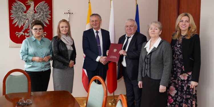 Ożarów: Centrum opiekuńczo-mieszkalne dla niepełnosprawnych powstanie w Sobowie.