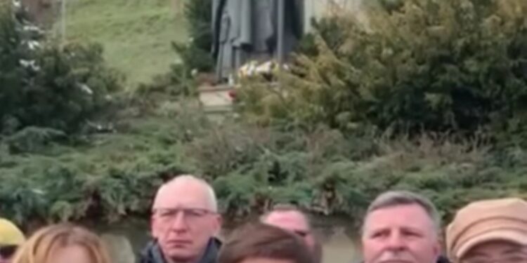 Sandomierz: „On jest wielki, On jest święty – ta obrona potrzebna jest nam.”