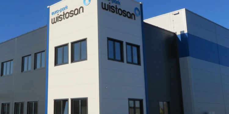 Stalowa Wola: Raport NIK z kontroli programu produkcji maseczek i odpowiedź ARP