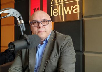 Tarnobrzeg. Budowa centrum handlowego.