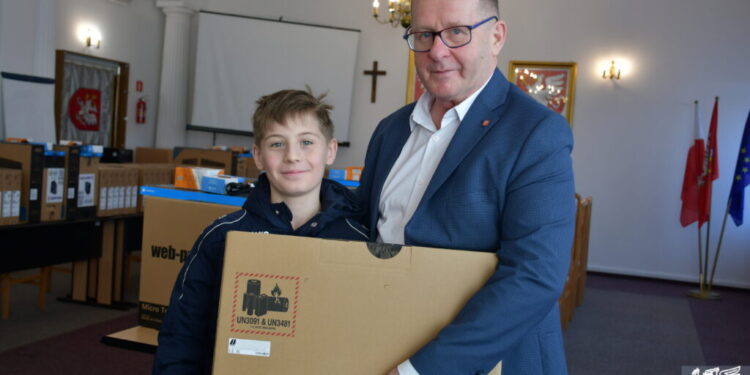 Mielec: Wernisaż wystawy poplenerowej