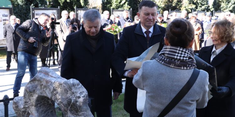 Padew Narodowa: Centrum im. Ignacego Łukasiewicza oficjalnie otwarte.