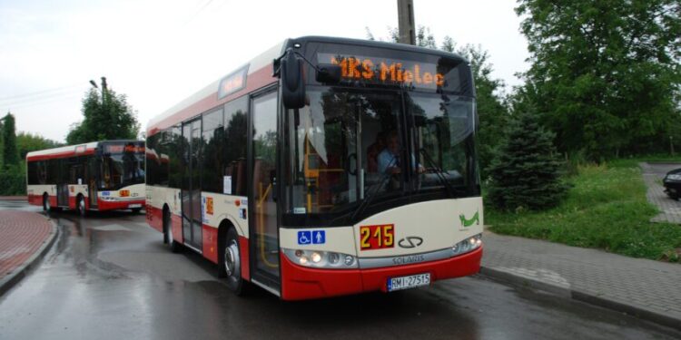 Mielec: Weekendowe kursy na strefę przemysłową