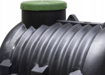 Stalowa Wola: Budowa pomnika poświęconego ofiarom obozu musi poczekać na nową inskrypcję