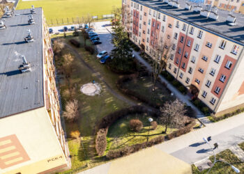 Stalowa Wola: Wyłoniono wykonawcę w powtórzonym przetargu na podwórko przy PCK6