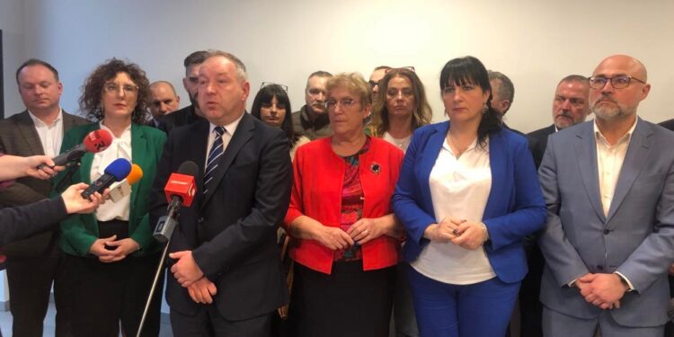 Ostrowiec Św.: CBA zatrzymało prezydenta Ostrowca Św.