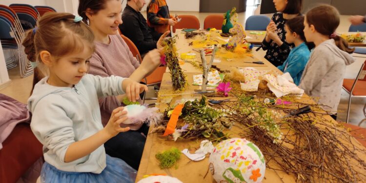 Mielec: Tworzymy stroiki wielkanocne