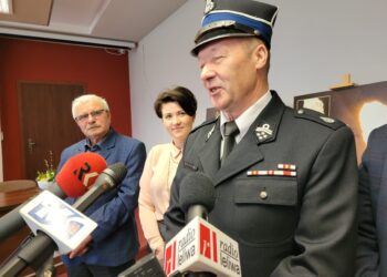 Koprzywnica: Oświetlą drogę Jezusowi.