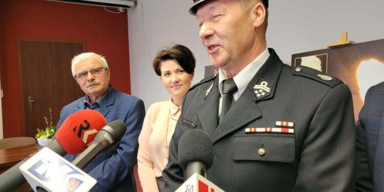 Koprzywnica: Oświetlą drogę Jezusowi.