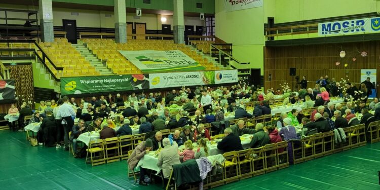 Tarnobrzeg. Śniadanie Wielkanocne dla samotnych i potrzebujących