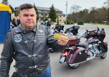 Baranów Sandomierski. Motocykliści z kampanią informacyjną