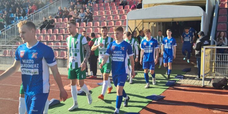 Sandomierz: Wisła Sandomierz 2:2 Chełmianka Chełm.