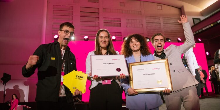 Tarnobrzeg. „Złoty Wilk” za najlepszy projekt w Polsce dla uczniów „Hetmana”.