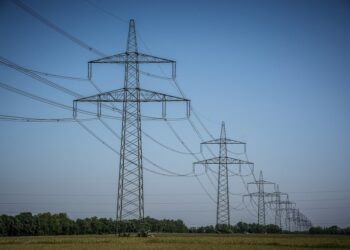 Tarnobrzeg, Stalowa Wola. TSSE na liście wstępnych lokalizacji reaktorów jądrowych.