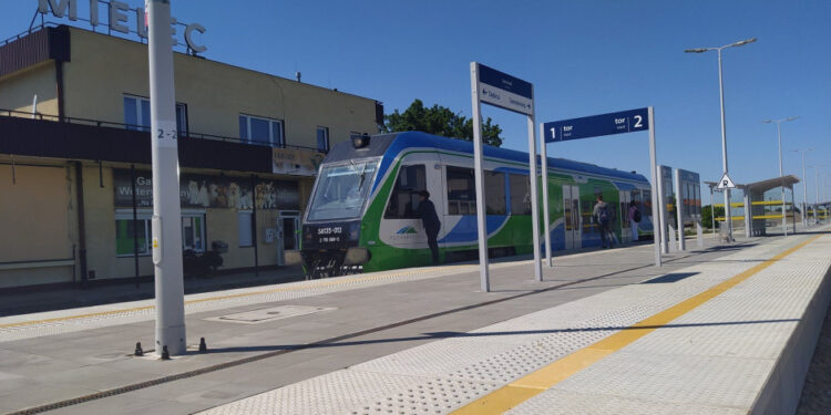 Mielec: Pociągiem z nowego przystanku Chorzelów Południowy