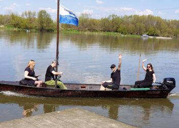 Tarnobrzeg. Sprzątali Wisłę.