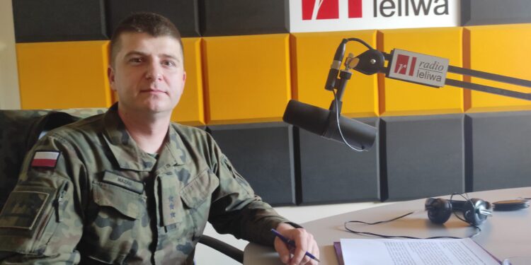 Mielec: O projekcie „Trenuj jak Żonierz” rozmawiamy z  por. Grzegorzem  Mazanem  z Wojskowego Centrum Rekrutacji w Mielcu.