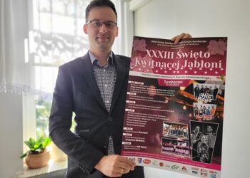 Samborzec: XXXIII Wojewódzkie Święto Kwitnącej Jabłoni.