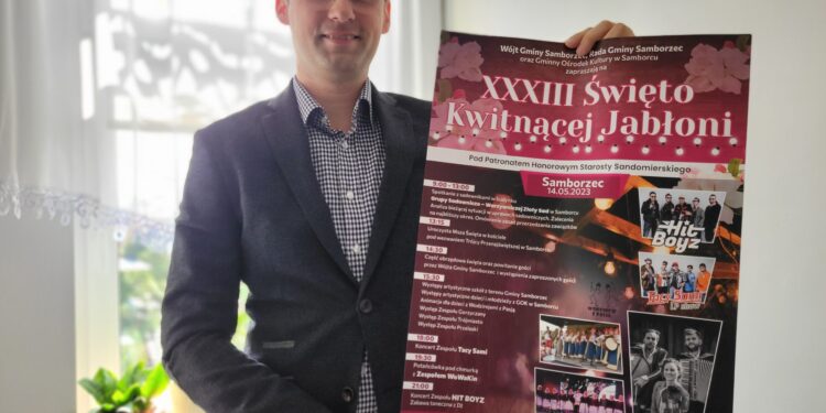 Samborzec: XXXIII Wojewódzkie Święto Kwitnącej Jabłoni.
