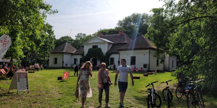 Skotniki: Tłumy zwiedzały zabytkowy dwór rodu Skotnickich.
