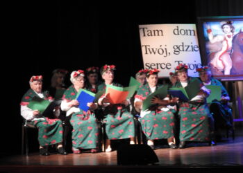 Połaniec: Uczestnicy ŚDS zachwycili publiczność występem pt. „Tam dom Twój, gdzie serce Twoje”
