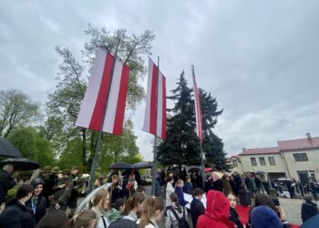 Mielec: Mielecka społeczność świętuje 232 rocznicę Konstytucji 3 Maja