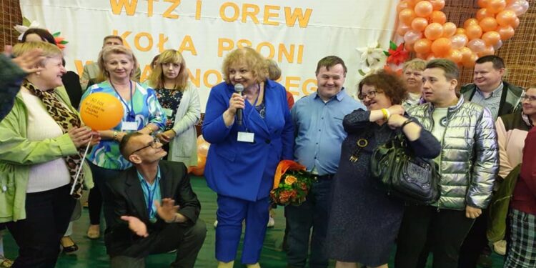 Tarnobrzeg. 30-lecie placówek Tarnobrzeskiego Koła Polskiego Stowarzyszenia na rzecz Osób z Niepełnosprawnością Intelektualną.