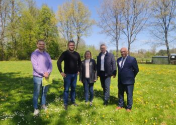 Mielec:  Rozpoczęły się prace przy budowie  boiska sportowego