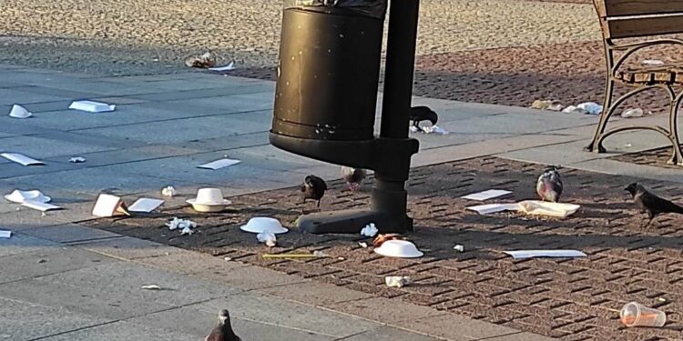 Mielec: Czy będzie czyściej na placu AK?