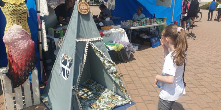 Tarnobrzeg.  IV Tarnobrzeski Festiwal Rękodzieła i Rzemiosła Artystycznego.