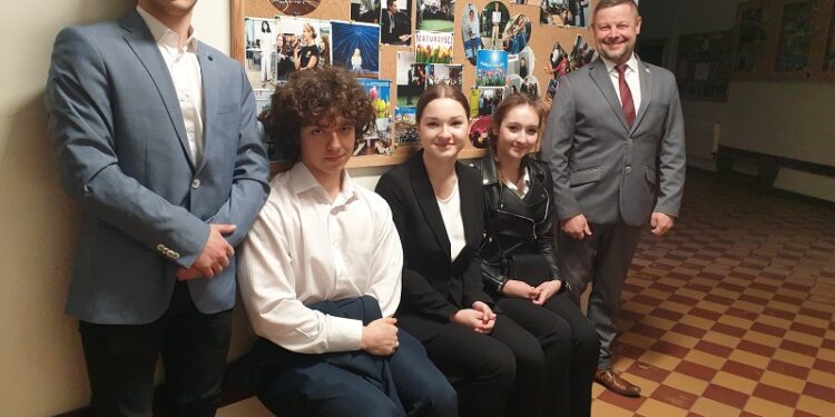 Tarnobrzeg. Uczniom „Hetmana” matematyka niestraszna.