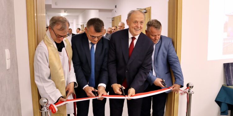 Tuszów Narodowy: Radni mają nową salę obrad