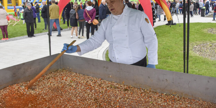 Stalowa Wola: Piknik Rodzinny ze słońcem i deszczem