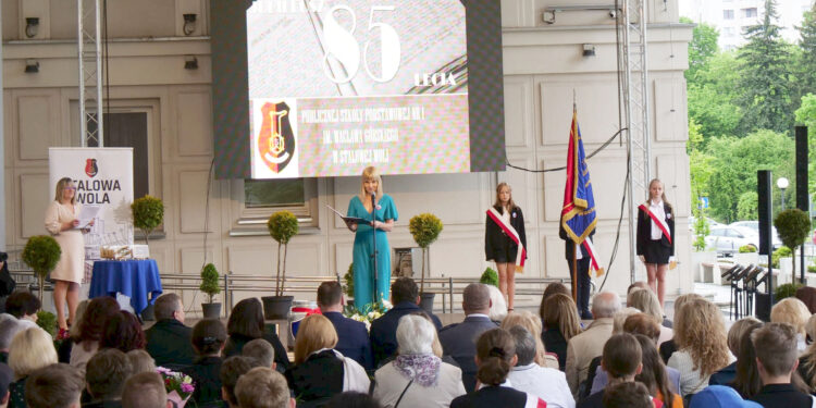 Stalowa Wola: Najstarsza Szkoła Podstawowa w mieście świętowała 85lecie istnienia